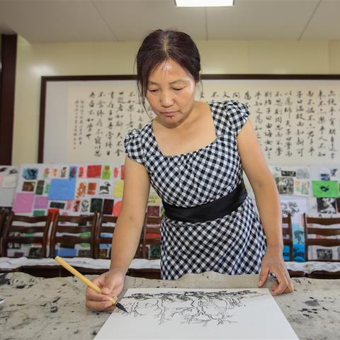 济南有哪些艺术学院啊？