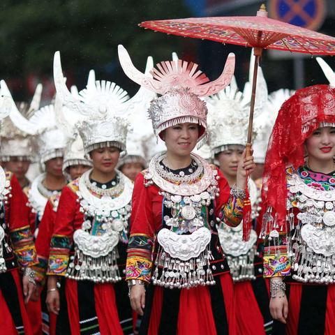 桂林市买服装去哪里好