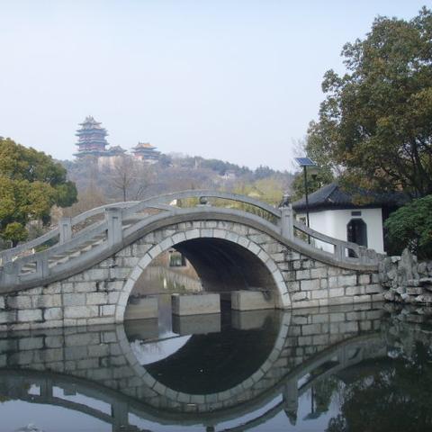 桂林阳朔西塘村天然湖水相关长尾关键词有哪些