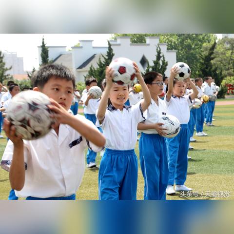 足球比赛节奏变化练习的长尾关键词有哪些