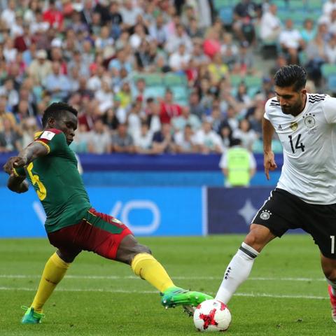 怎么带球跑足球好看