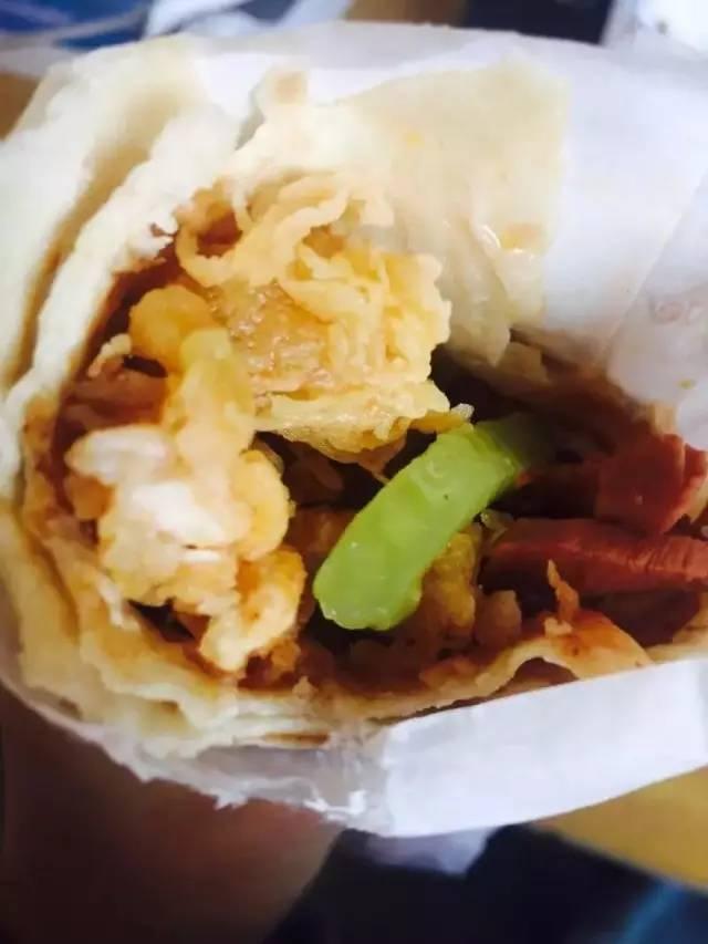 美食达人有什么作用（网红美食凭新鲜劲就能讨年轻人欢心吗）