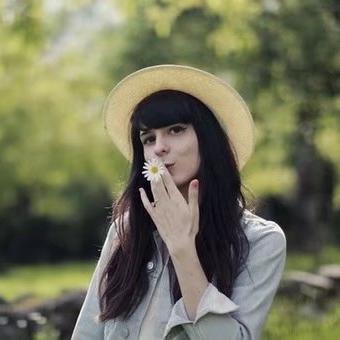 己卯戊辰乙巳庚辰八字财官同见吗