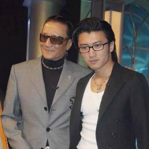 香港踢足球收费吗多少钱