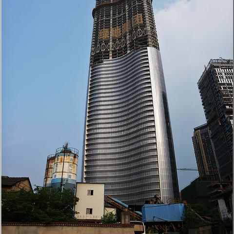 武汉市第一高建筑是什么