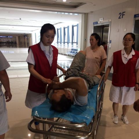 菏泽市基层医院有多少人