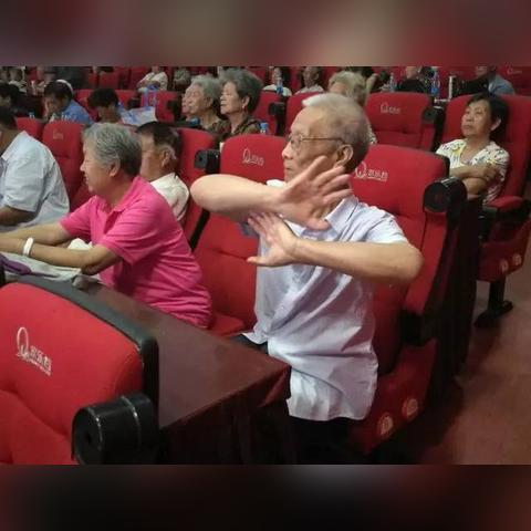 哈尔滨市和本溪市哪个大