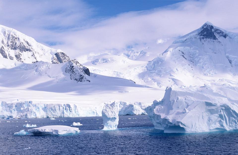 矿产与地质大学生实践论文钻探物探地勘有什么区别呀