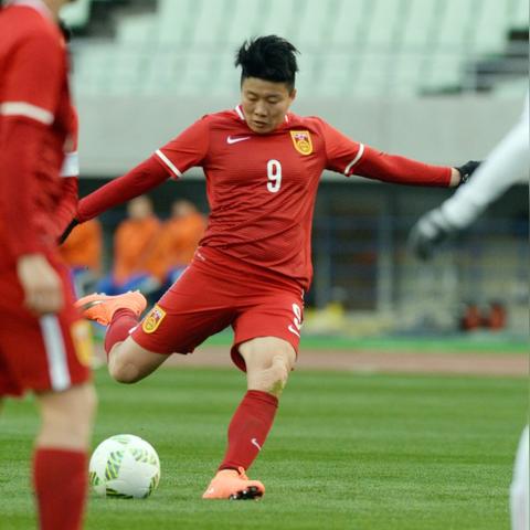 足球射门有多少个人