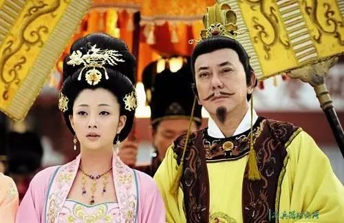 梦境解析，为何在梦中舌头能轻易舔掉牙齿？