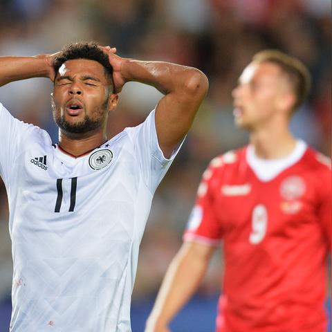 足球比赛热身球衣的长尾关键词有什么