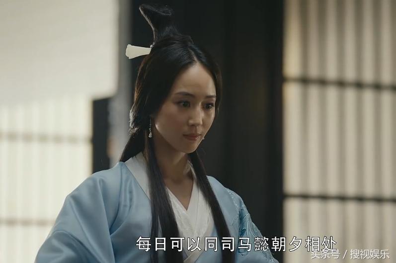 情感交织的梦魇，解析与现任男友相处时频繁梦见前男友的梦境