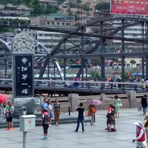 兰州市哪个清真寺最大啊