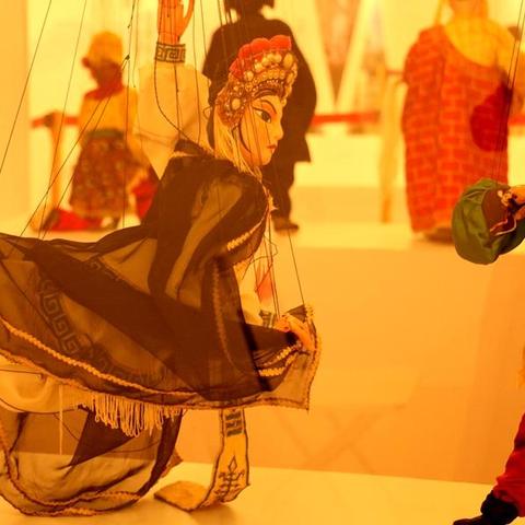 泉州市粉彩收购中心地址的长尾关键词有哪些