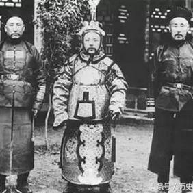 算命时那些香火缭绕的背后，供的都是哪路神仙？