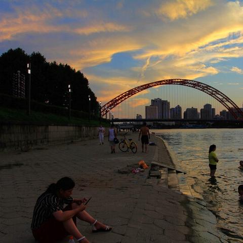 武汉拍晚霞机位的长尾关键词有什么