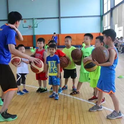 济南市篮球鞋哪里卖