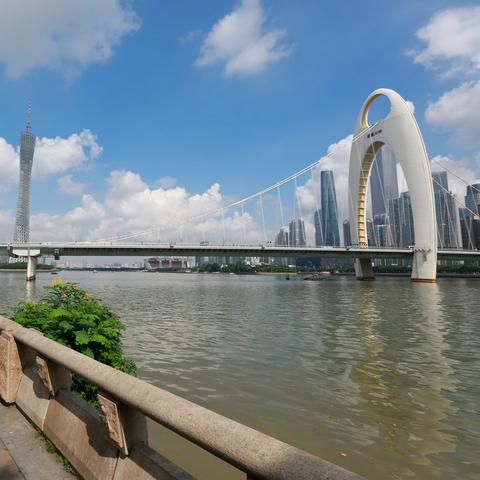 广州珠江两岸属于哪个区？
