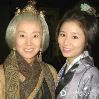 食娘皇妃txt下载的长尾关键词有什么