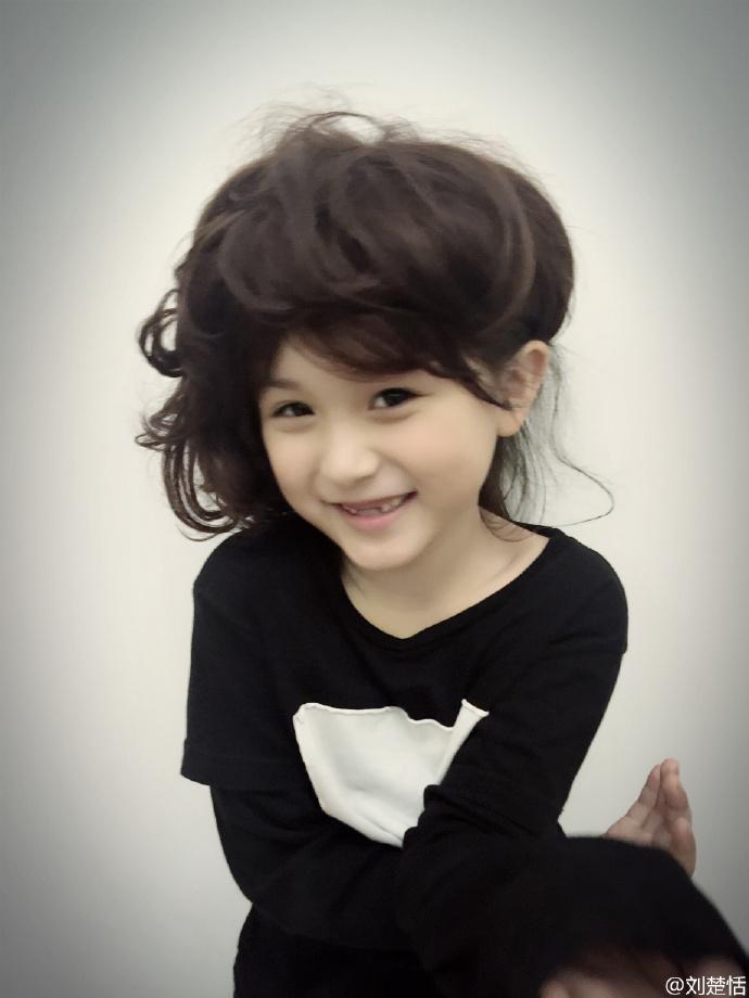 做梦梦见自己门牙掉光了，解析梦境背后的深层含义