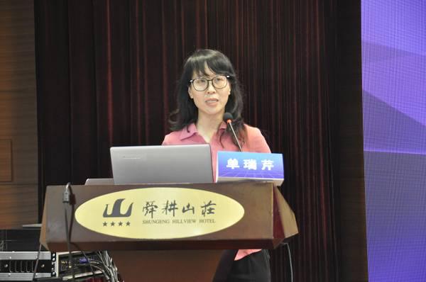 2025精准资料大全免费同今晚澳门或香港9点35分开奖实用性解读效果解读、专家解析解释与落实,抵制徒有虚名标榜