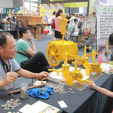 西安太空服相关长尾关键词有哪些