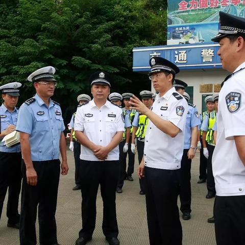 南宁市交警哪个周末上班