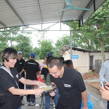 东莞市吉利两厢二手车店的长尾关键词有哪些