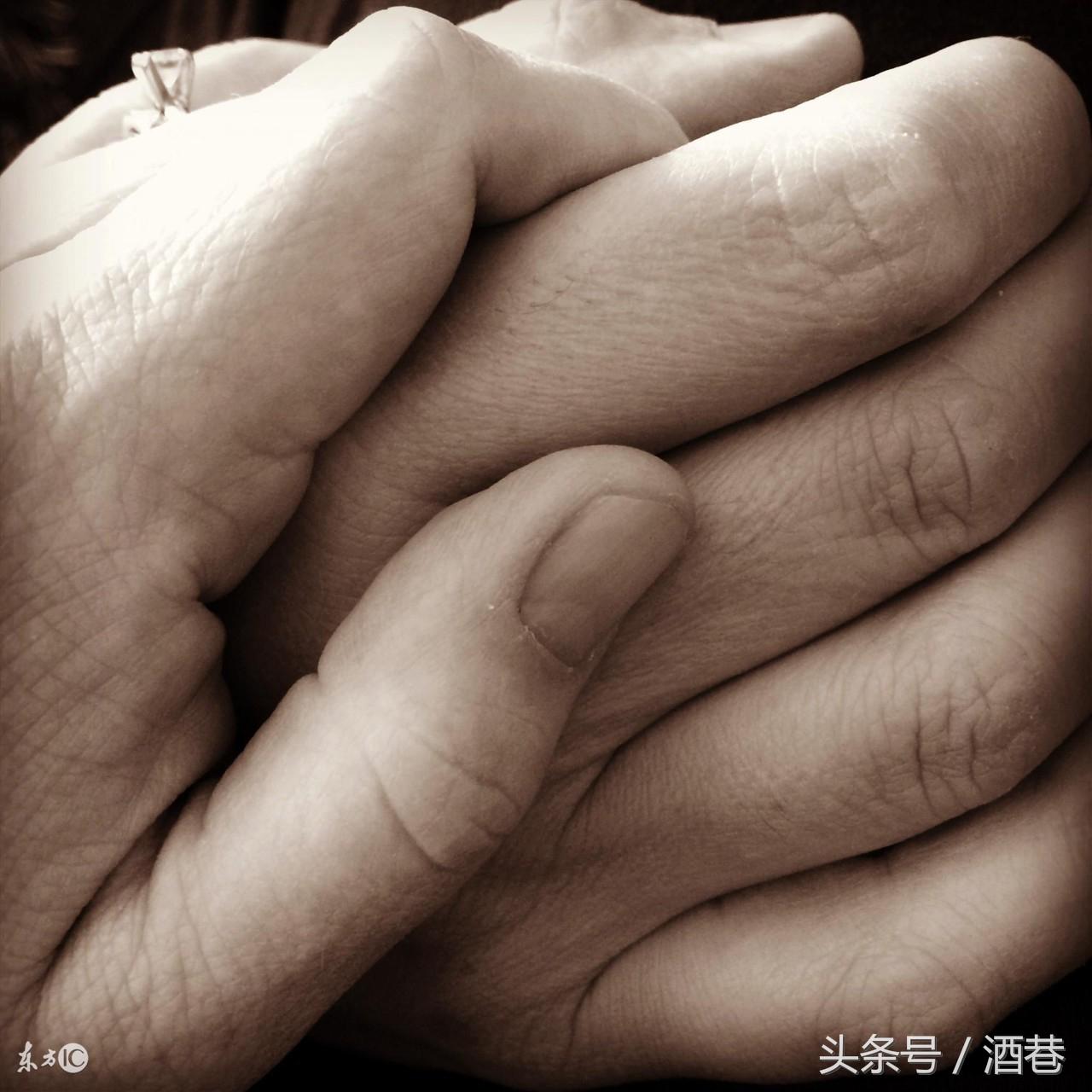 梦见结婚戒指丢了，寓意解析与心理启示