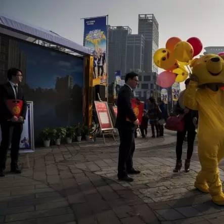 宁波老外滩跨年孔明灯的相关长尾关键词有哪些