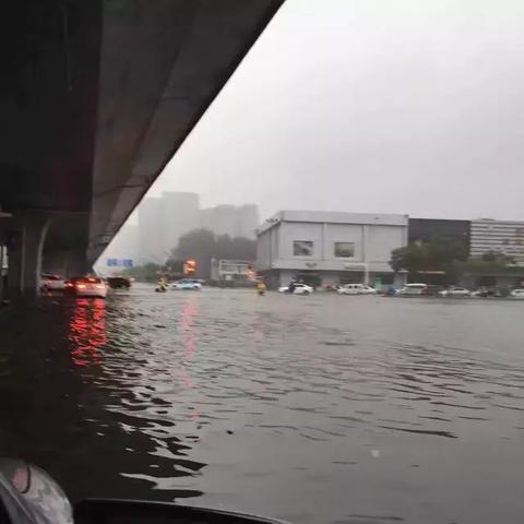 到济南火车站怎么去交校路~天桥区的火车站~？