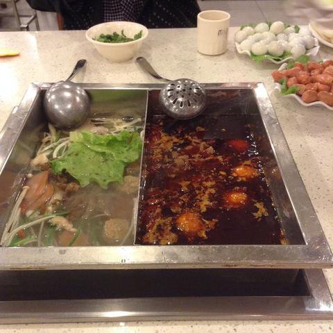 成都市重庆嘉陵老火锅的长尾关键词有哪些