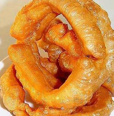 焦圈属于什么美食（北京穷人吃的食物）
