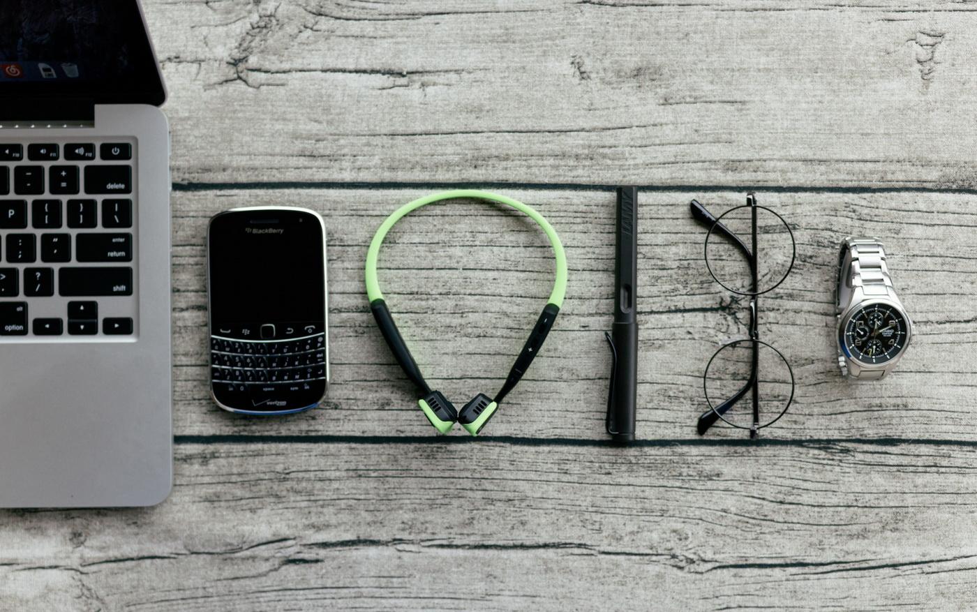 如下图第四,进入后只要打开麦克风,进入游戏就会一直有声音.