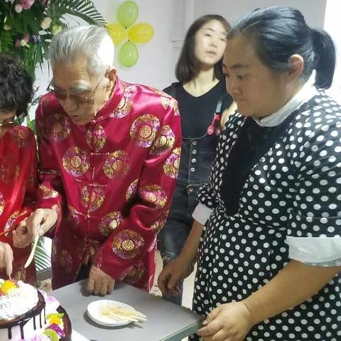 兰州市万里菜市场在哪里