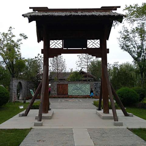 二十七号晚上银川到杭州办事，二十八号早上连程到武汉机票，二十九号晚上到银川？