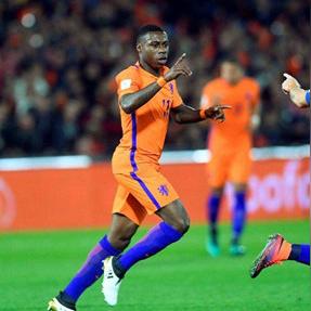 荷兰丑陋的足球运动员的长尾关键词有哪些