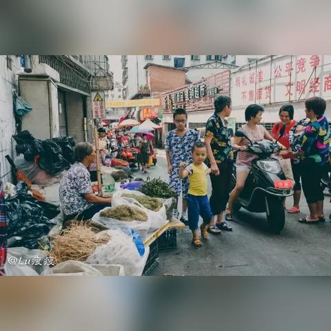 万象城成都市井火锅的长尾关键词有哪些