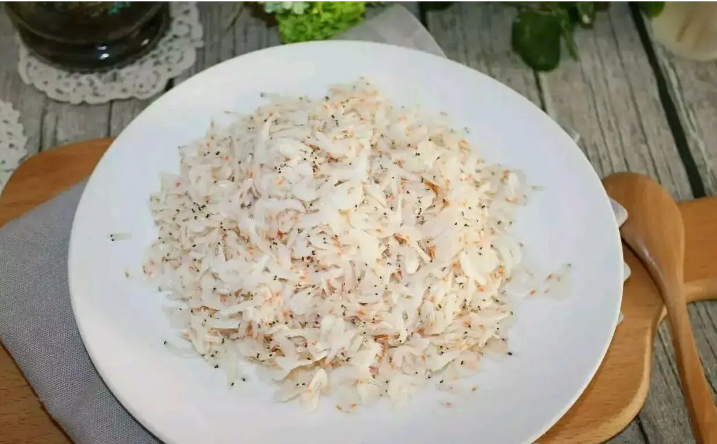 如何泡发虾皮 淡干虾皮如何泡发