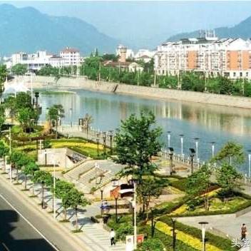 杭州市第一个市辖区是什么