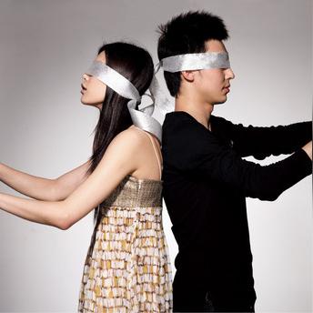 七杀格身弱女命(七杀格身弱女命 的特点性格)