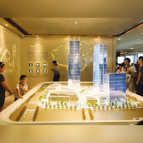 问一下座地铁三号线去合肥汽车站在哪个站下车？