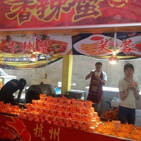 南宁华南城各个区域主要卖什么？