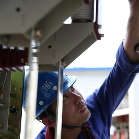 辽宁电力足球比赛的长尾关键词有哪些