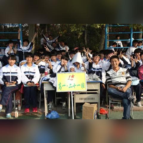 济南市校服在哪里买啊
