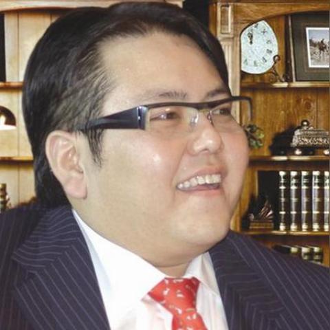 地理题：武汉钢铁工业基地发展的有利条件（包括原料，燃料，交通运输，消费市场和其他五方面）要求专业？