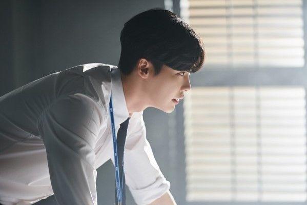 梦境中的暴力与亲情,解析梦见我和爸爸一起把一个人打死了 梦境中的暴力与亲情,解析梦见我和爸爸一起把一个人打死了