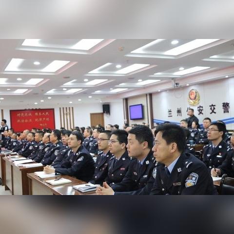 兰州交警深入养护施工区的相关长尾关键词有哪些