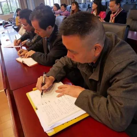 长沙市教师待遇怎么样啊