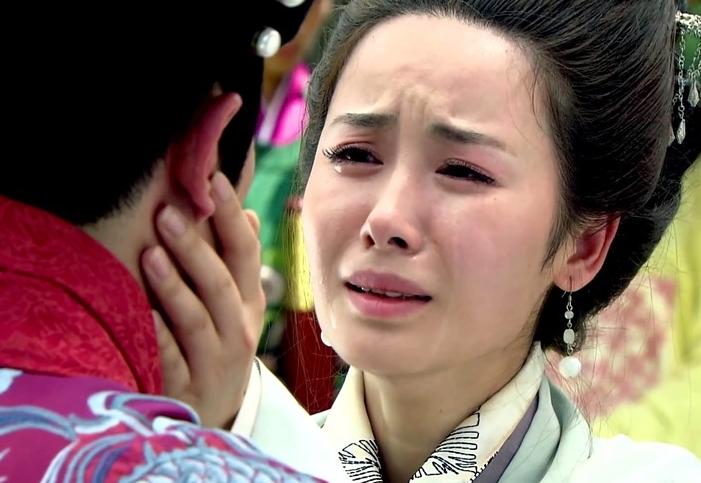 梦回往昔，解梦中的奶奶离世与爷爷合葬之谜